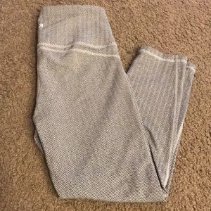 Women’s athletic leggings